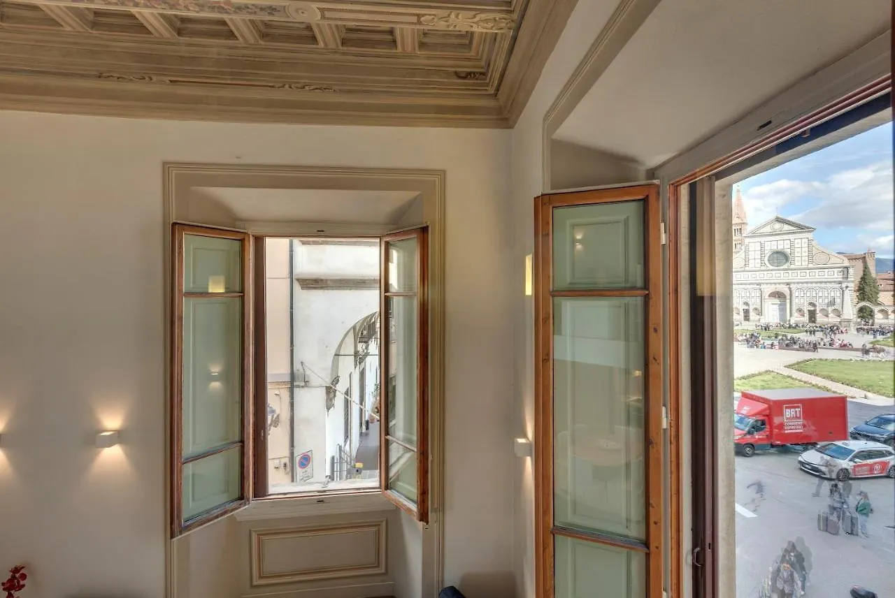 Gold Suite Florence Apartment