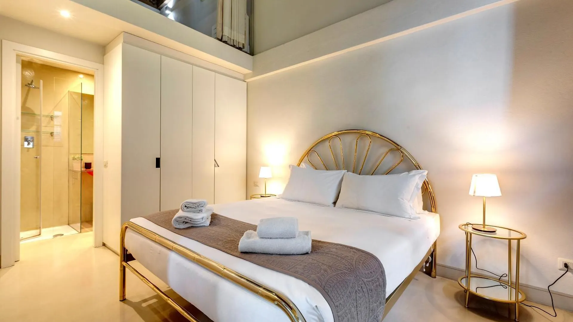 Gold Suite Florence Apartment