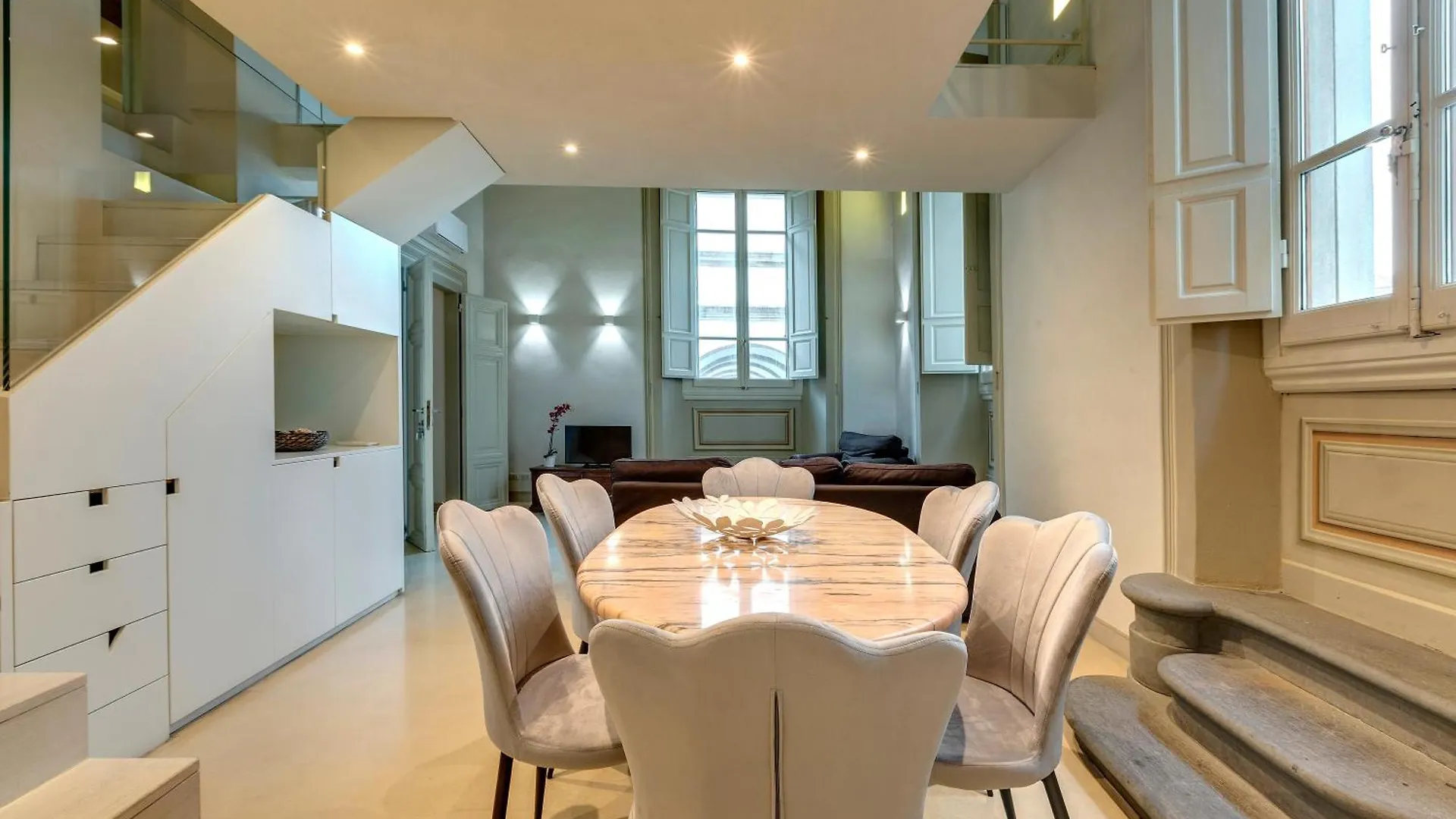 Gold Suite Florence Apartment